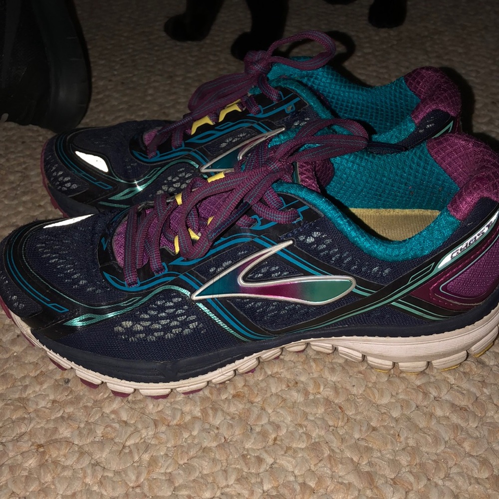 Brooks Ghost Running shoes